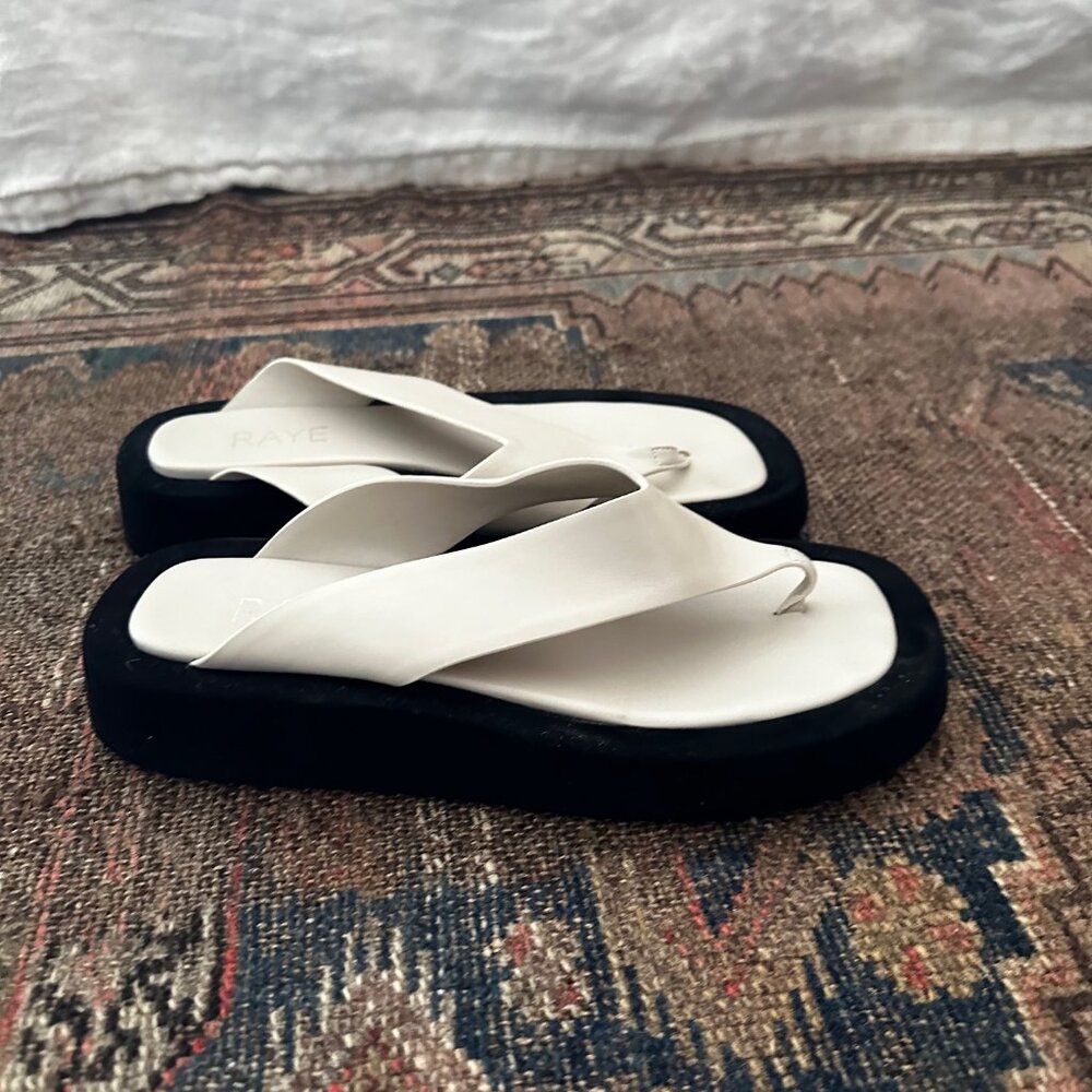 RAYE Chris Sandals
